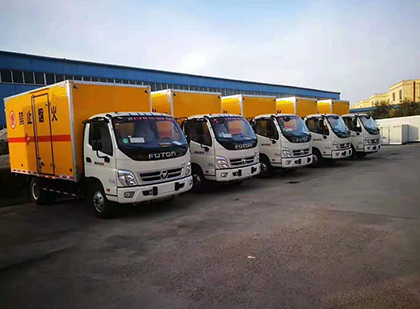 宝山爆破器材运输车